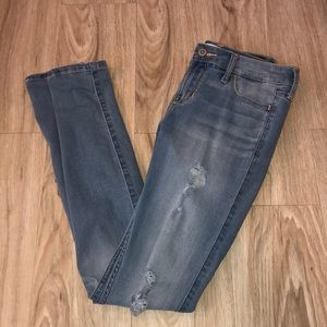 Hollister low rise super skinny jeans. Size 0